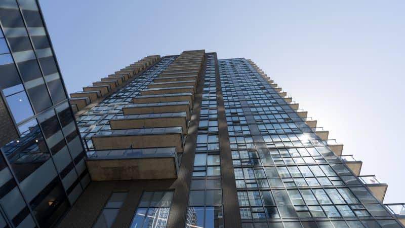 Condo fees in Ontario. Condo building in MIssissauga